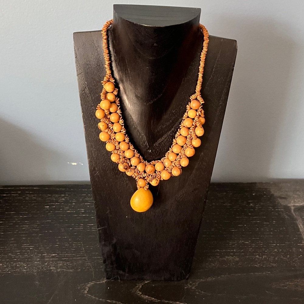 Beije Beaded Necklace